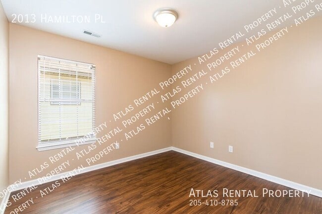 Building Photo - 2013 Hamilton Pl