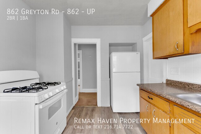 Building Photo - 862 Greyton Rd