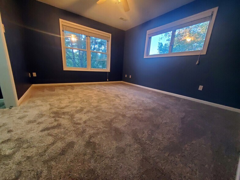 2nd Floor Back Bedroom - 5328 Godas Cir
