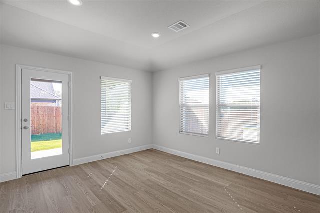 Building Photo - 615 Tidal Dr