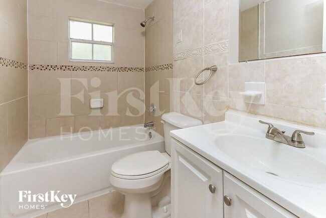 Building Photo - 5371 Washington Rd