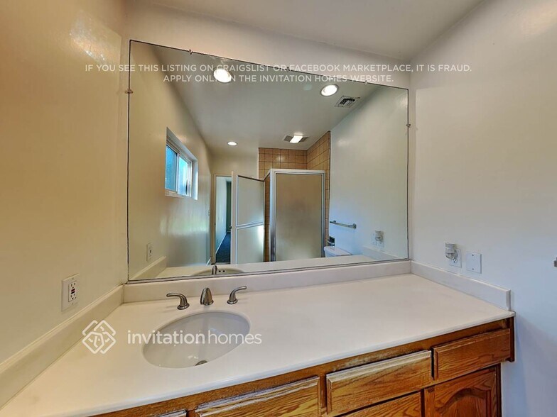 Building Photo - 6210 Blucher Ave