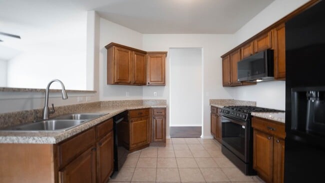 Building Photo - 1091 S Spritz Dr