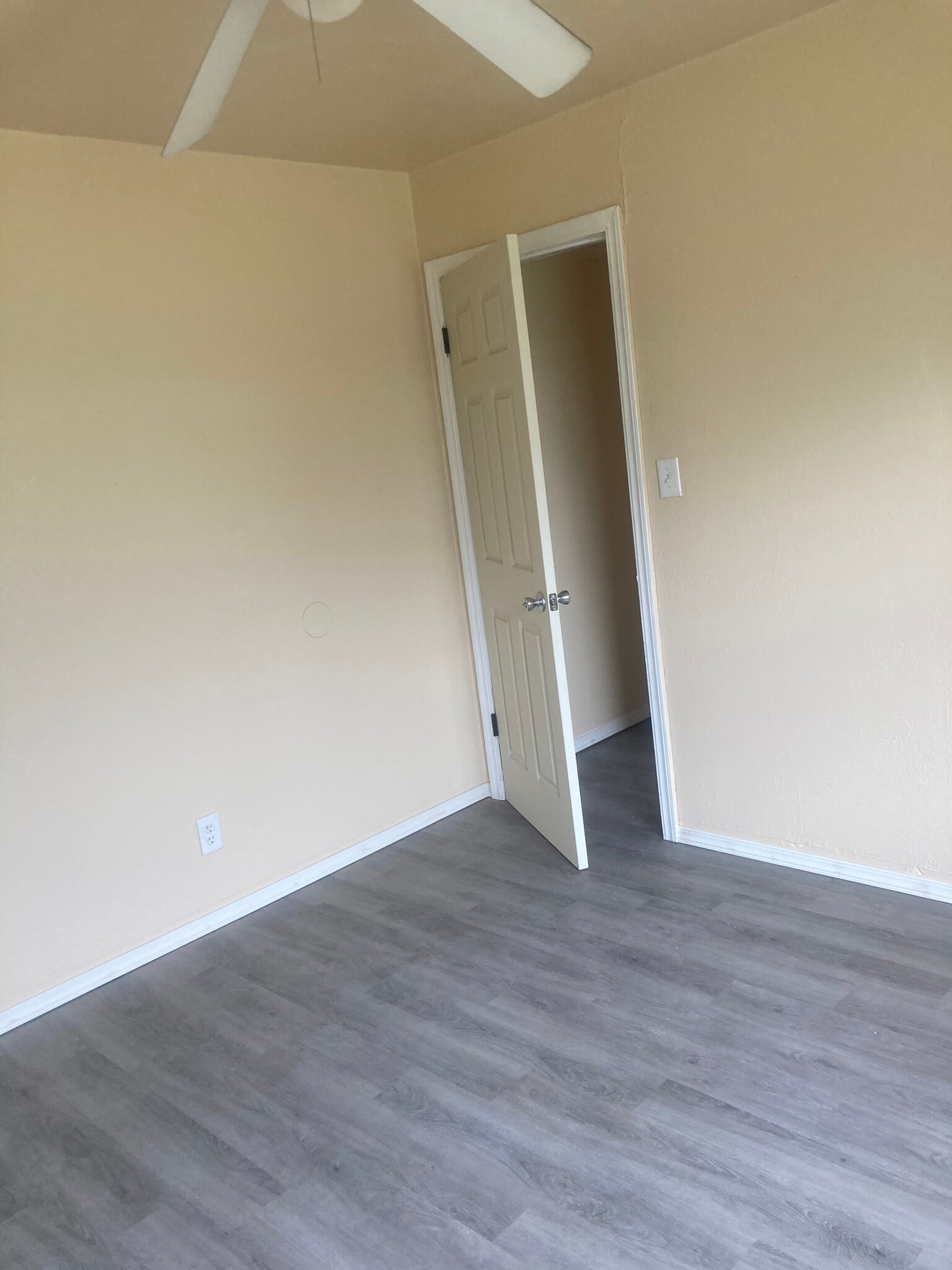 Building Photo - 1401 Hite blvd