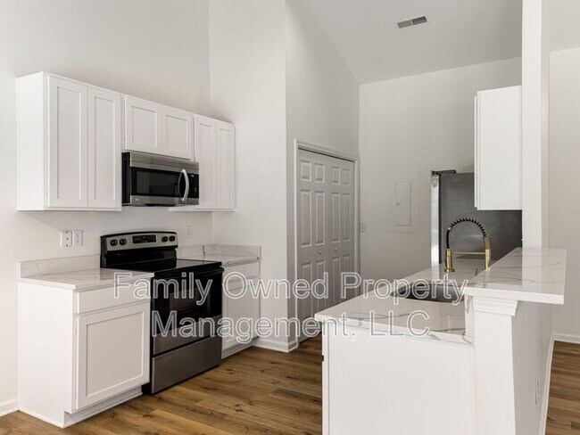 Building Photo - 5208 Copley Cir