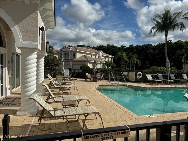 Building Photo - 10160 Bellavista Cir