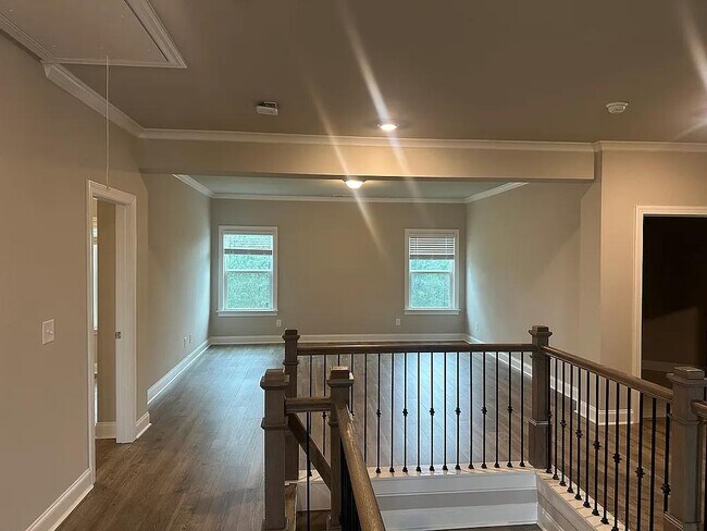 Building Photo - 1519 Windward Dr