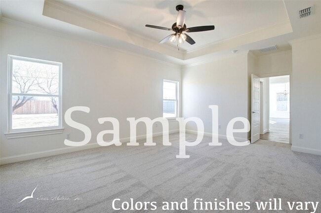 Building Photo - Stunning 4-bedroom, 2-bathroom home