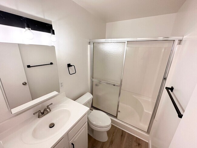 Building Photo - 33802 Castano Dr
