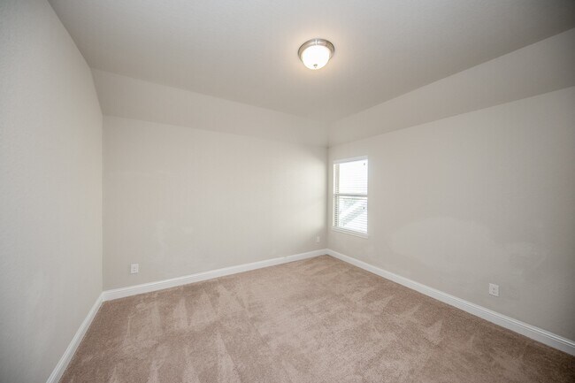 Building Photo - 16103 Devils River Ct