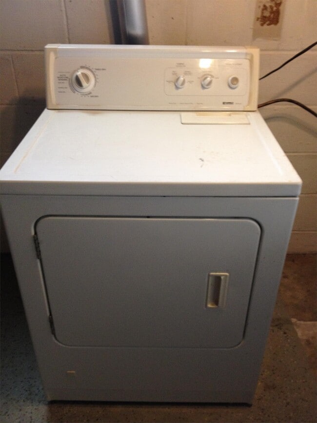 Building Photo - 5620 35th Ave S