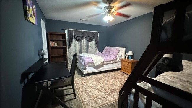 Building Photo - 180 Village Green Ct SW