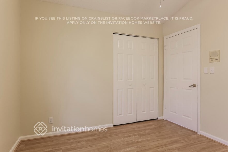 Building Photo - 7567 Stirling Bridge Blvd N