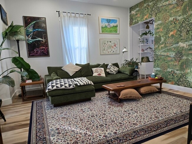 Building Photo - 84 Dudley St