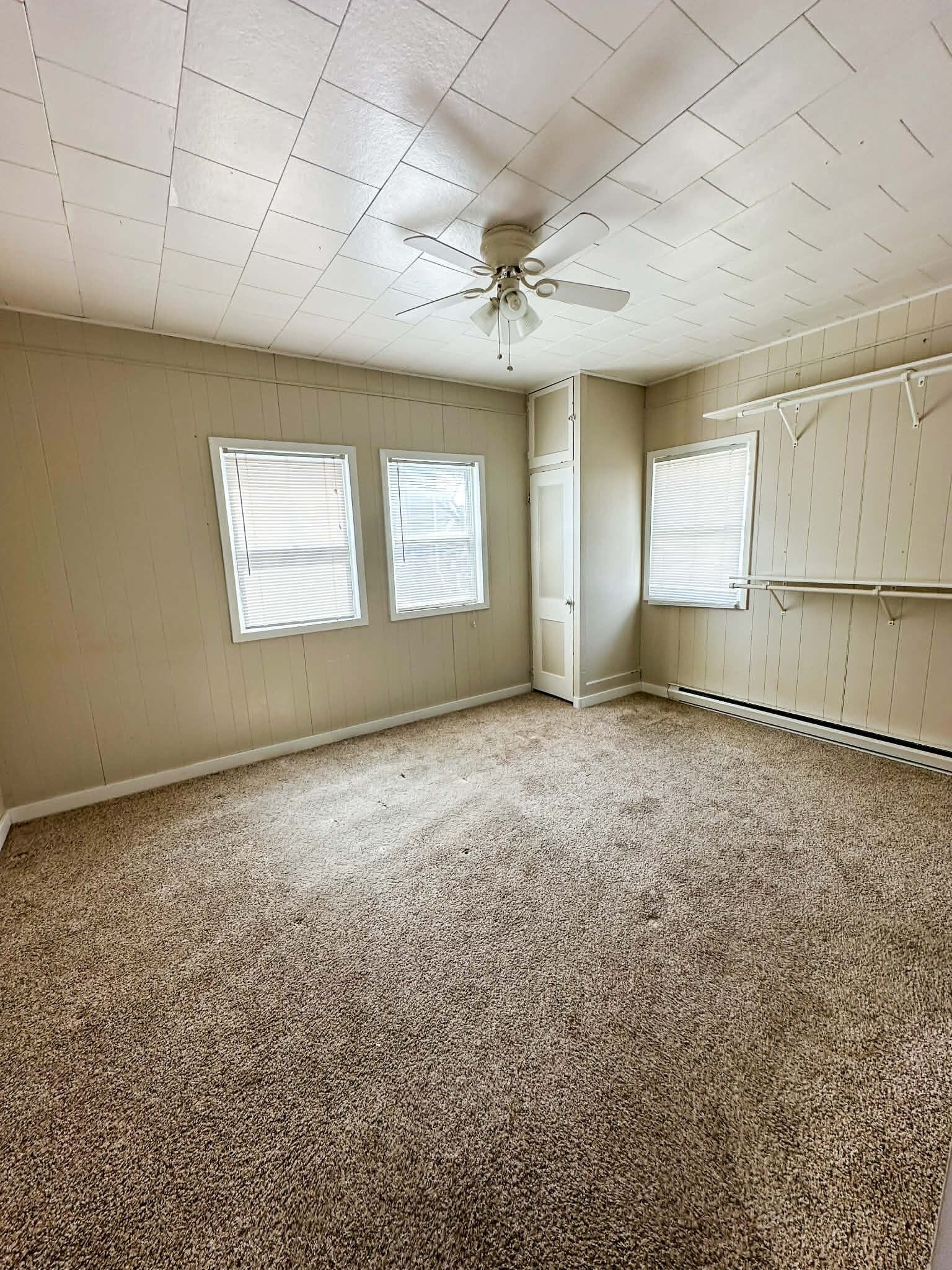 bedroom view from the kitchen - 717 Summit St