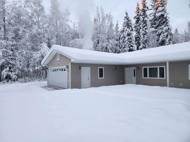 Building Photo - 801 Turner Dr