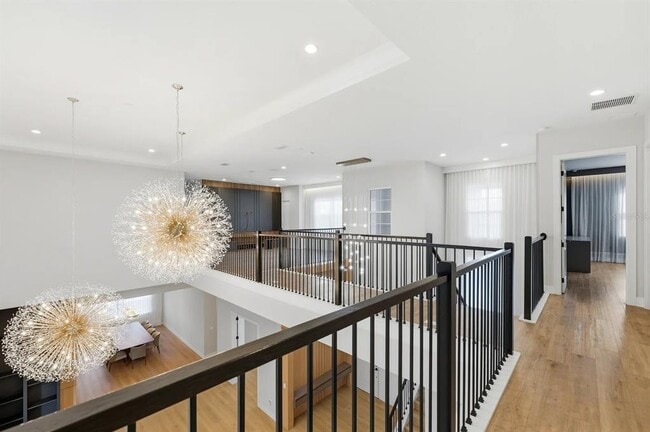 Building Photo - 16004 Pendio Dr