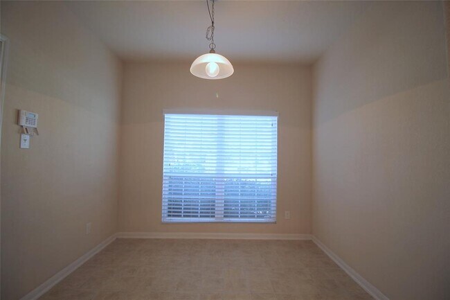 Building Photo - 4910 Hidden Nest Ct