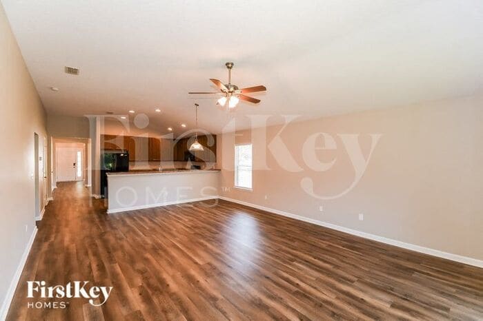 Building Photo - 588 Arborwood Dr