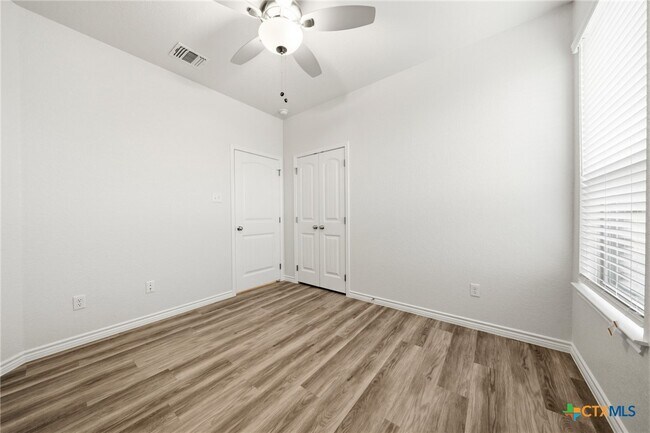 Building Photo - 509 Adley Ave