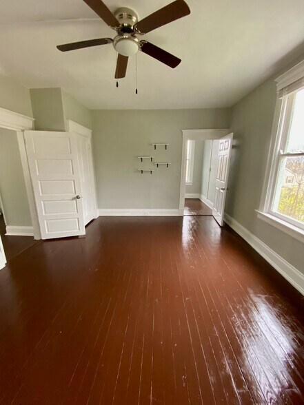 Building Photo - 3927 Cass Ave