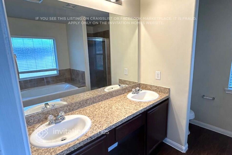 Building Photo - 13514 Wintercrest Dr