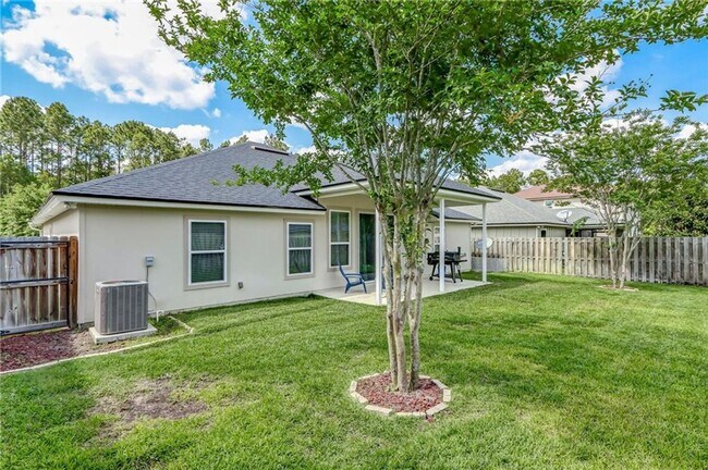 Building Photo - Charming 3-Bedroom Home in The Hideaway – ...