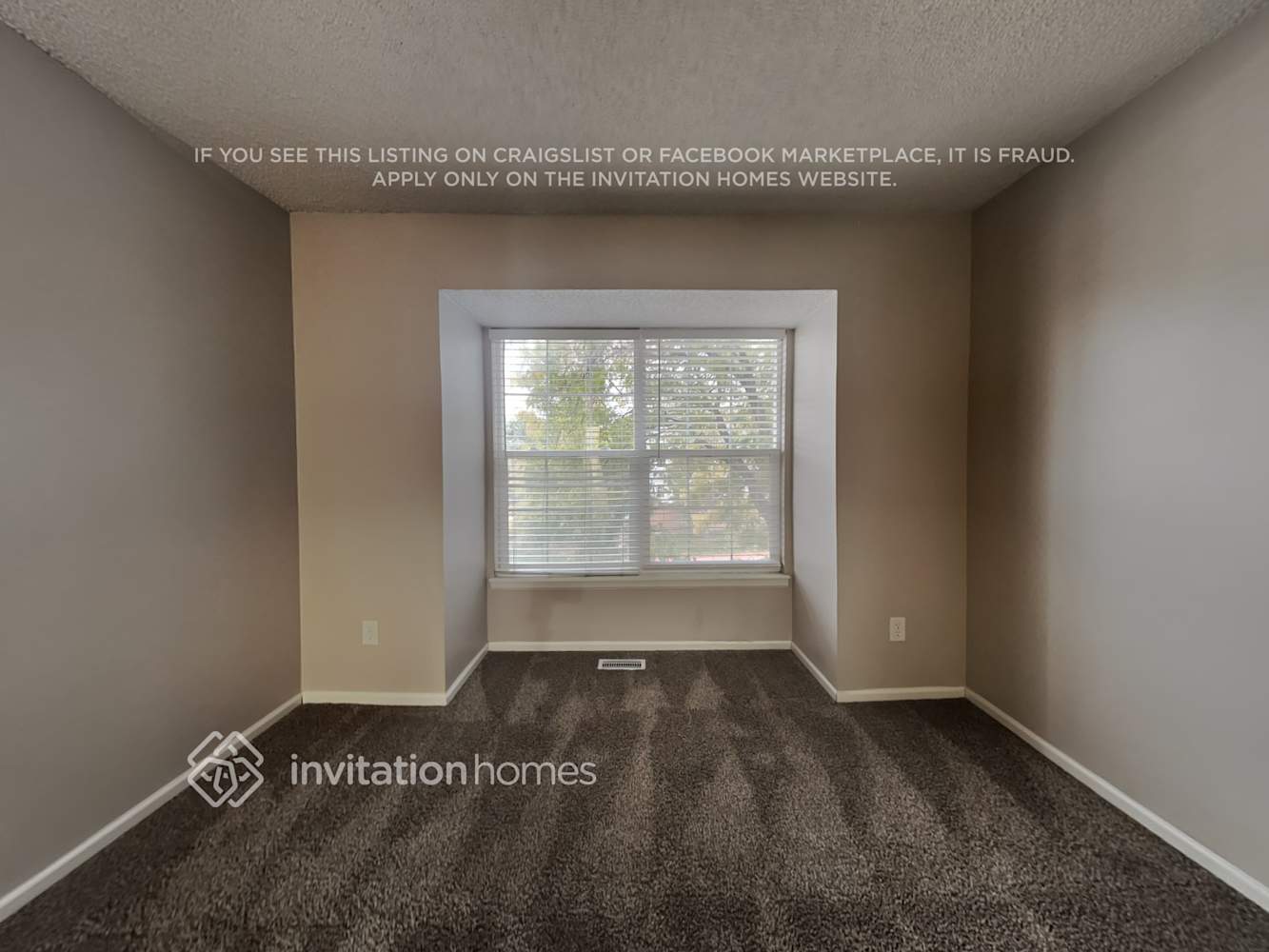 Building Photo - 8277 W 90th Pl