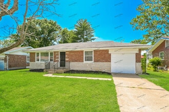 Building Photo - 313 Ward Dr