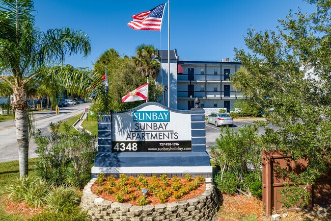 4348 Plaza Dr Holiday, FL - SUNBAY AT HOLIDAY APARTMENTS