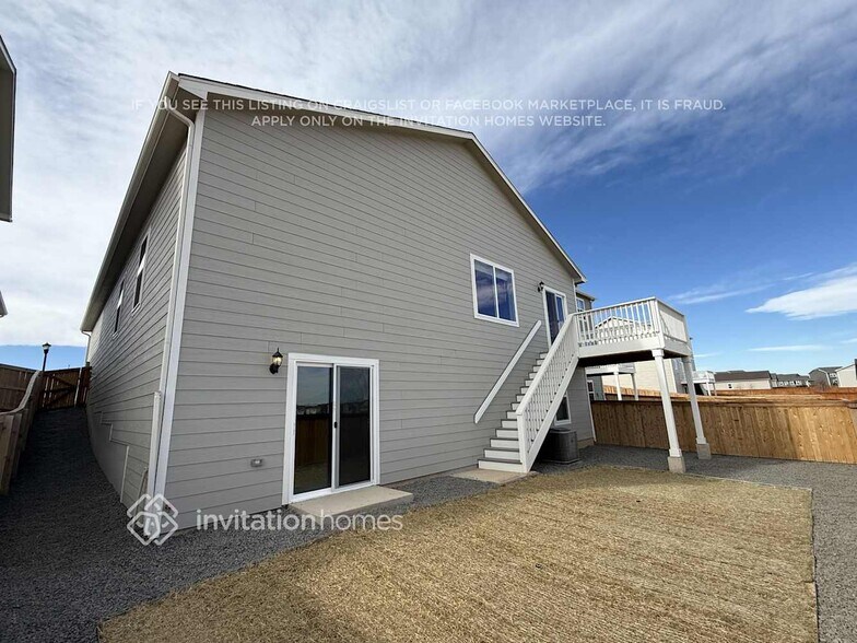 Building Photo - 972 Cascade Falls St