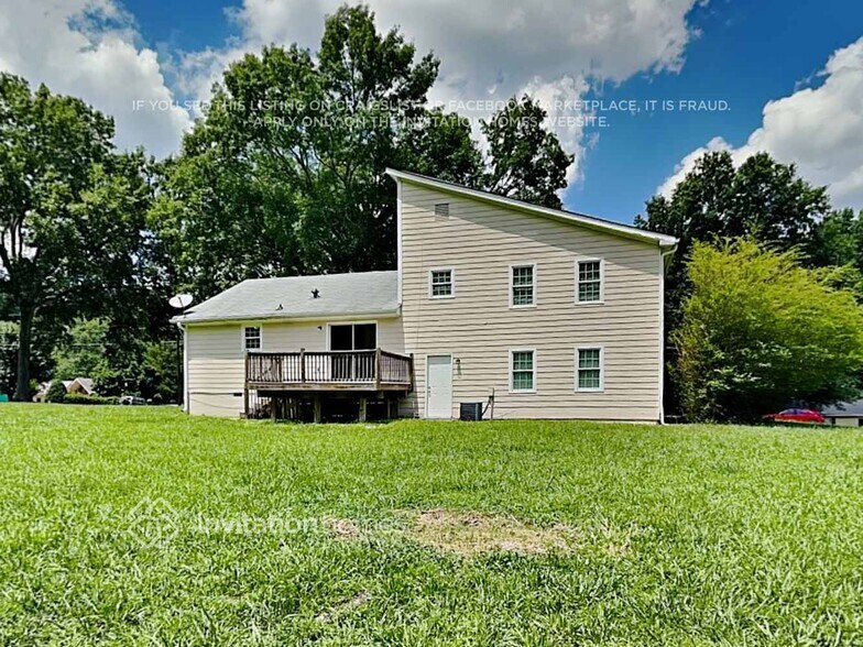Building Photo - 3191 Grand Central Dr