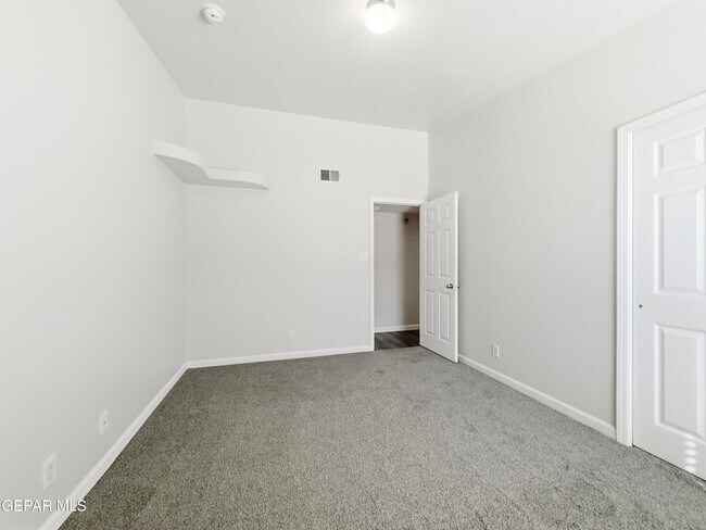 Building Photo - 14183 Rattler Point Dr