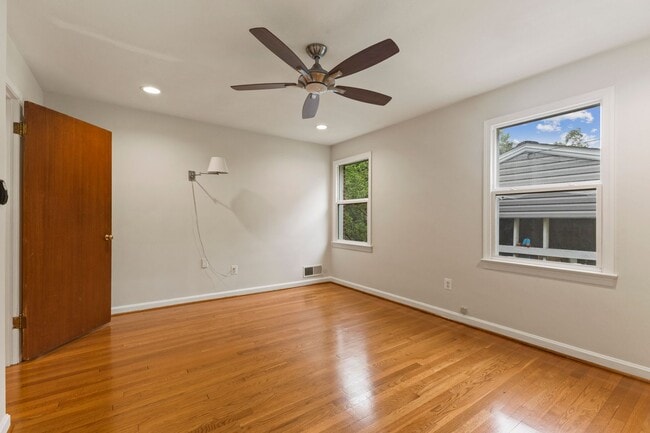 Building Photo - Discover this beautifully updated Colonial...
