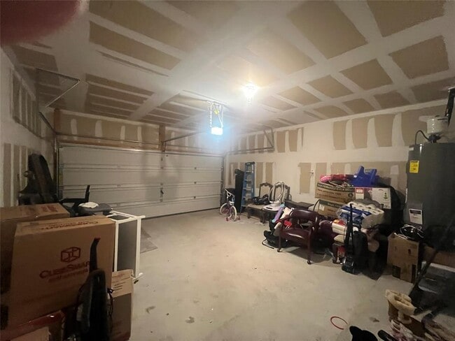 Building Photo - 14109 Vigilance St