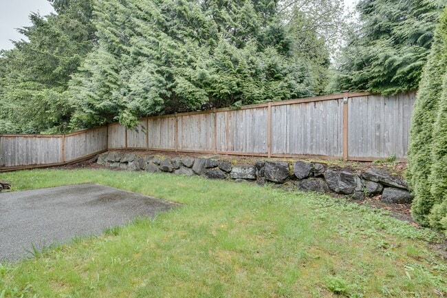 Building Photo - KLAHANIE Rental Home Available in August!