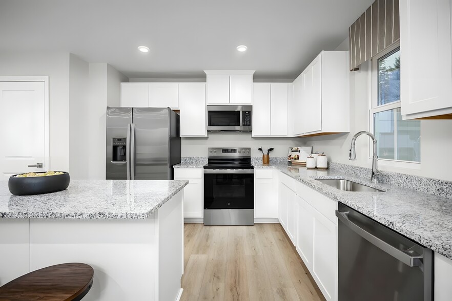 Building Photo - 2901 Apricot Dr
