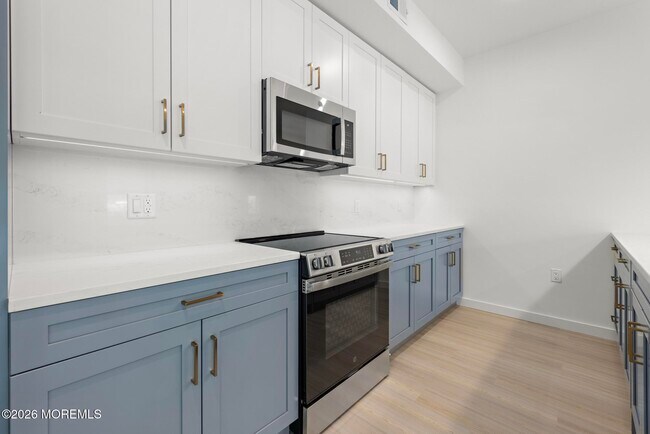 Building Photo - 505 NJ-35