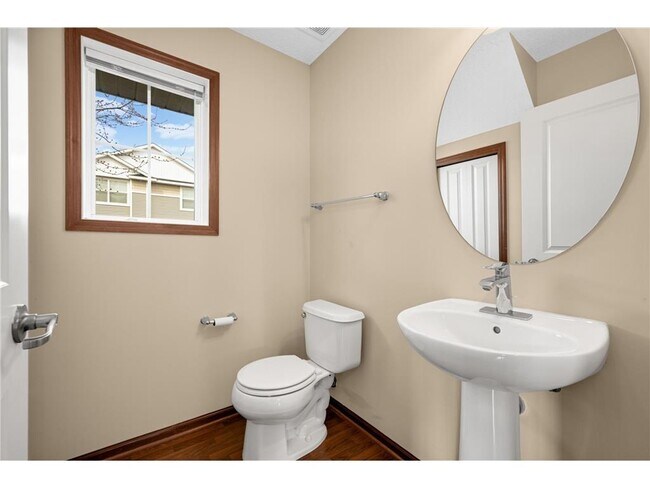 Building Photo - 15650 60th Ave N