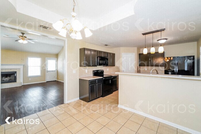 Building Photo - 404 Ali Dr