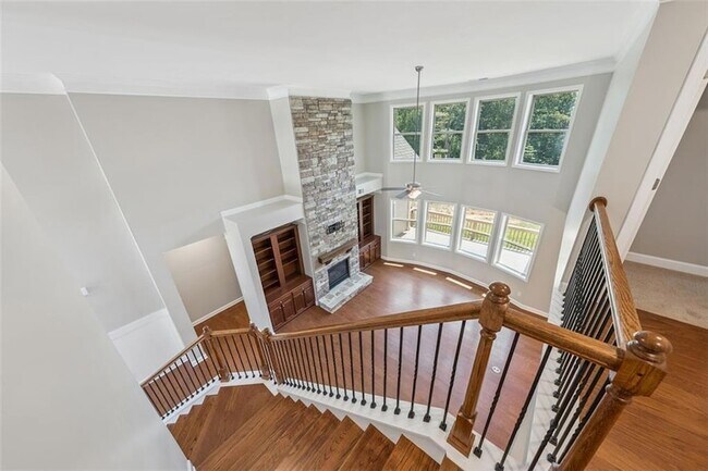 Building Photo - 226 Haney Rd