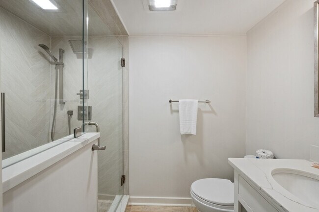 Building Photo - 509 Debordieu Blvd