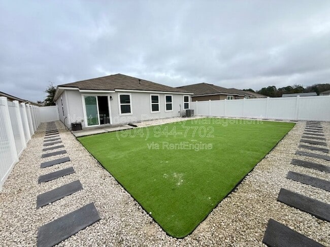 Building Photo - 3640 Alta Lakes Blvd