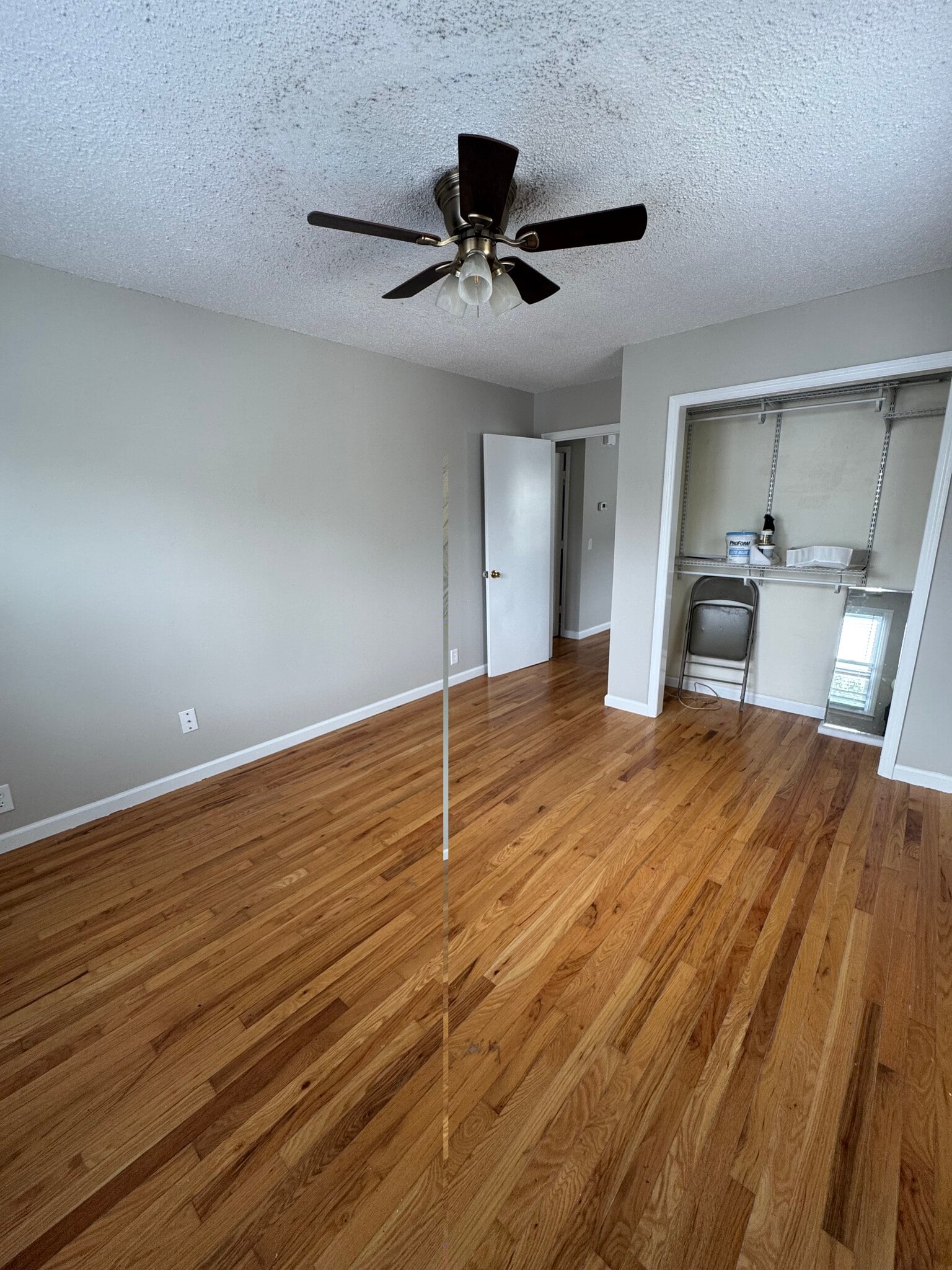 Bedroom2 - 12 Larnes St