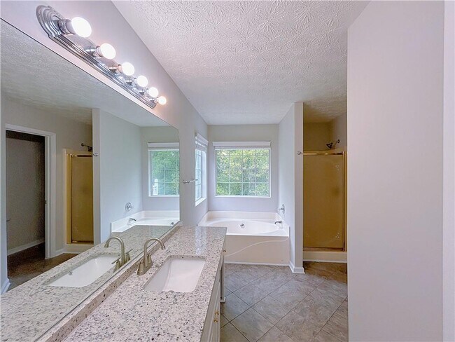 Building Photo - 3342 Windpointe Ct