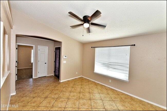 Building Photo - 12976 Enrique Gomez Dr