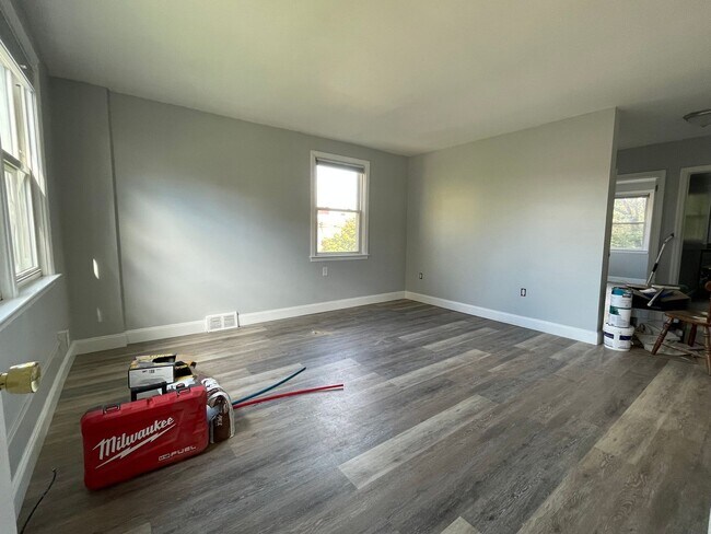 Building Photo - 121 N 16th St