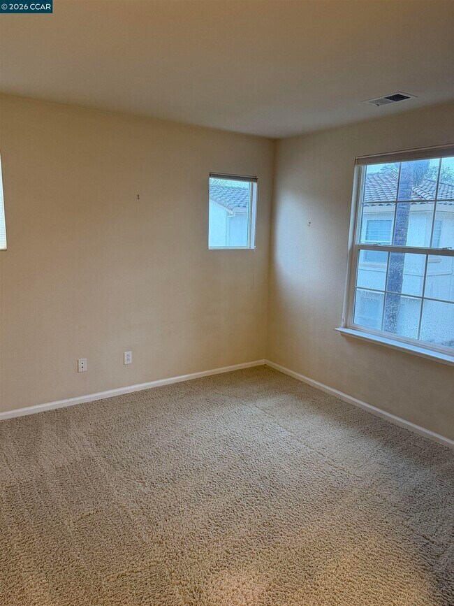 Building Photo - 4136 Bandini Ct