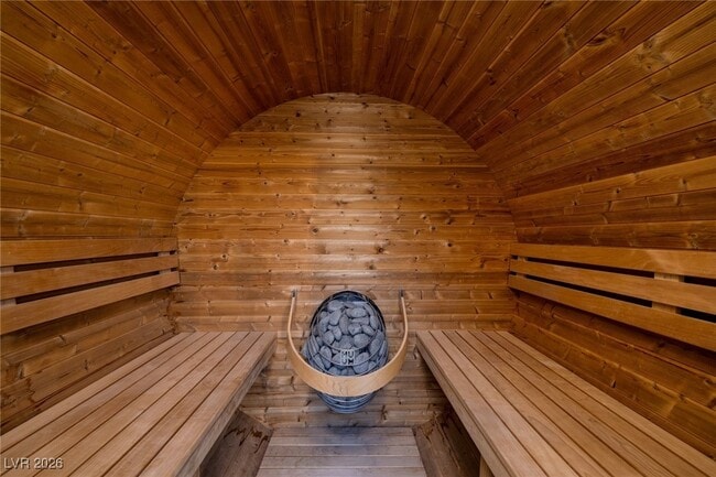 Building Photo - 675 Scenic Rim Dr