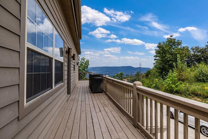 Building Photo - 2710 Indigo Ln